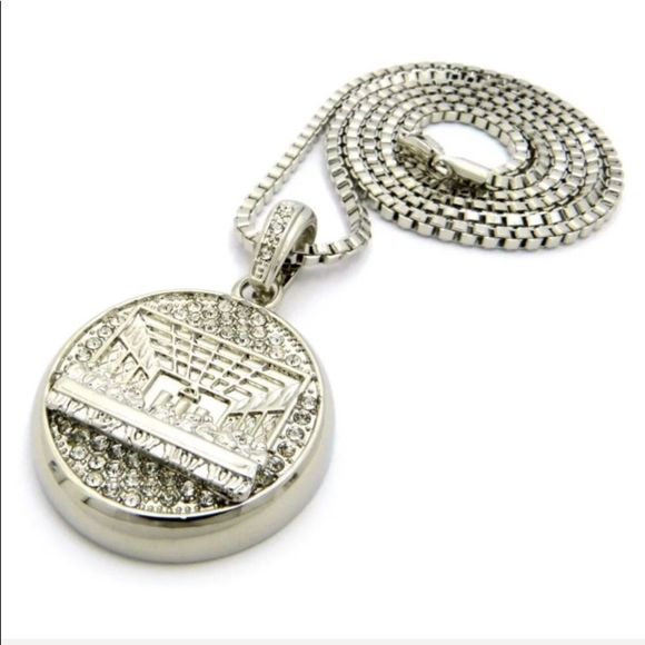 Last Supper Chain Huge Medallion 2-Tone Round Pendant Silver  White Gold Finish Last Supper Pendant Chain NEW